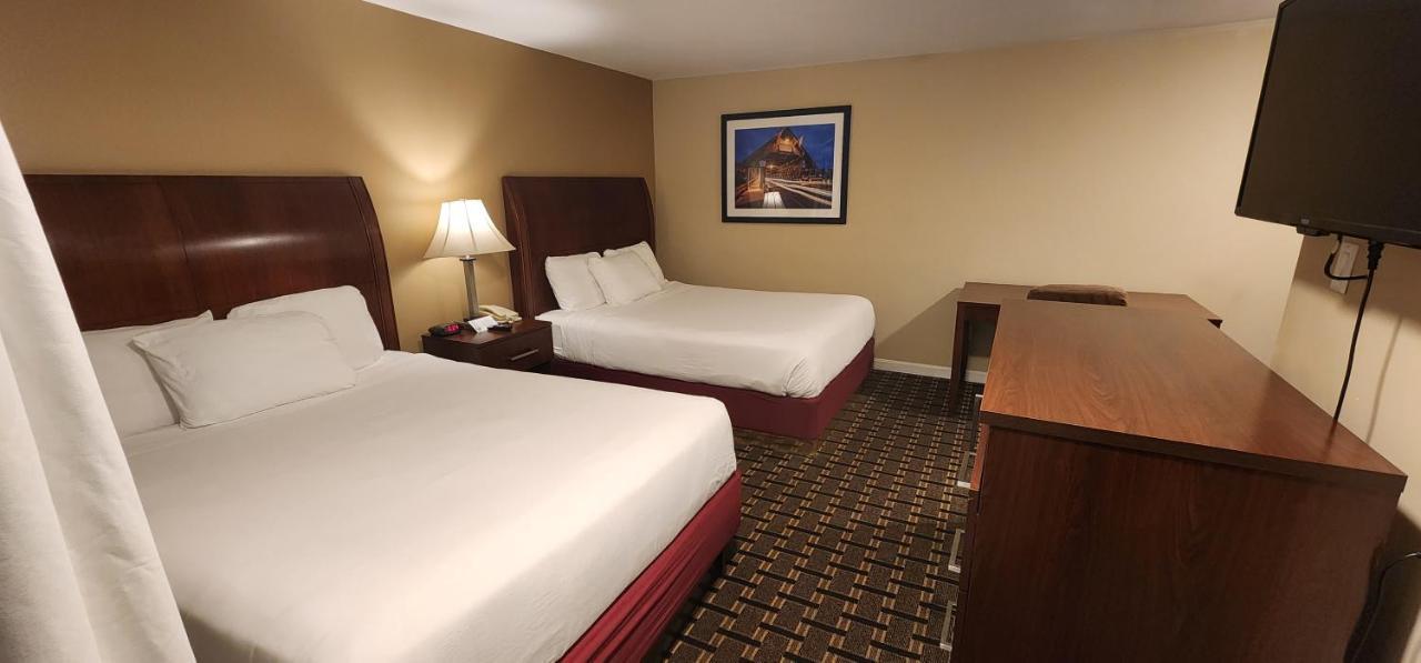 Nashoba Valley Inn & Suites Ayer Exterior photo