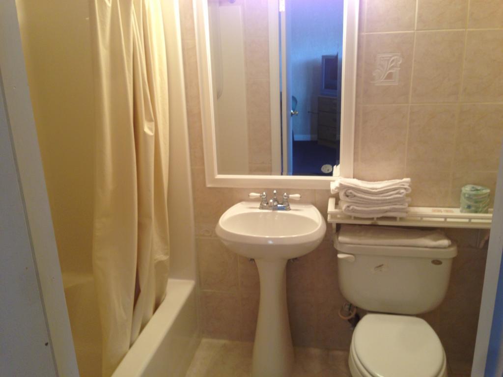 Nashoba Valley Inn & Suites Ayer Room photo